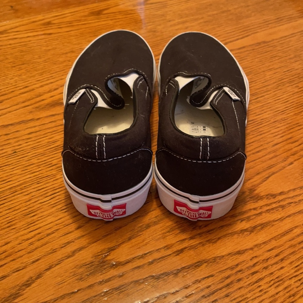 NWT VANS - Picture 2 of 3